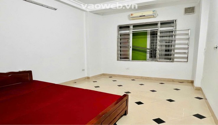 Cho thuê nhà ngõ 509 Vũ Tông Phan, 3 tầng x 40m2, 10 Triệu kinh doanh online kết hợp ở gđ